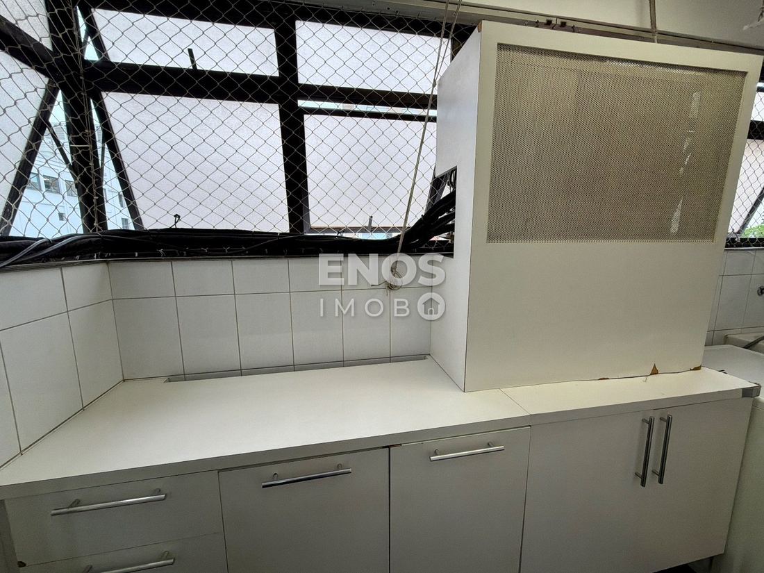 Foto 24 de 28
